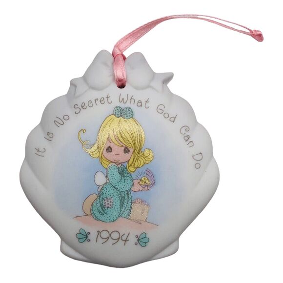 VTG 1994 Precious Moments What God Can Do Ornament Girl Blonde Peals Ocean Beach - Picture 1 of 6